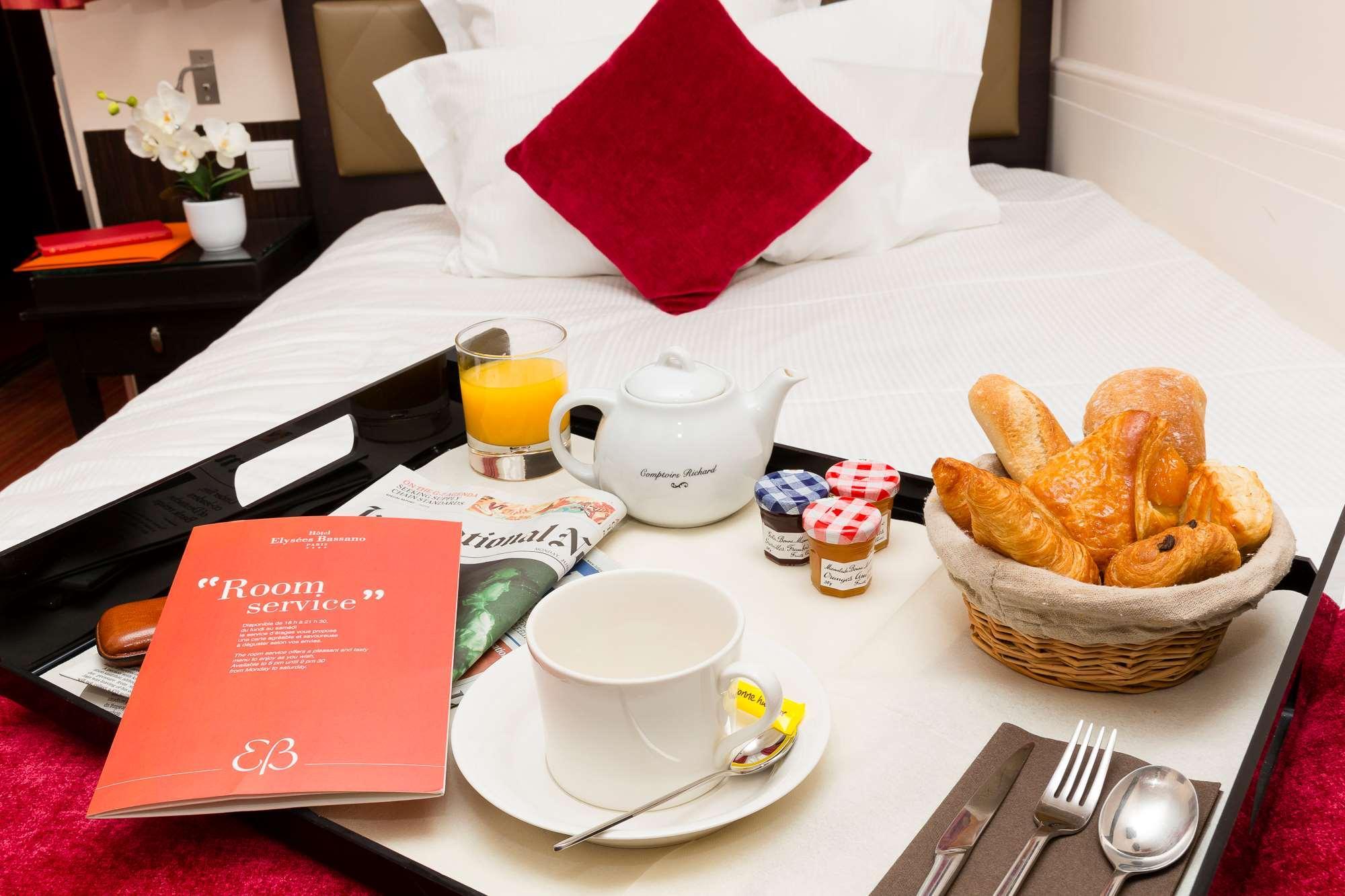 Hotel Elysees Bassano Παρίσι Εξωτερικό φωτογραφία